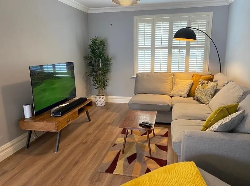 Villa Gleanntan House - Beautiful Family Town House Killarney